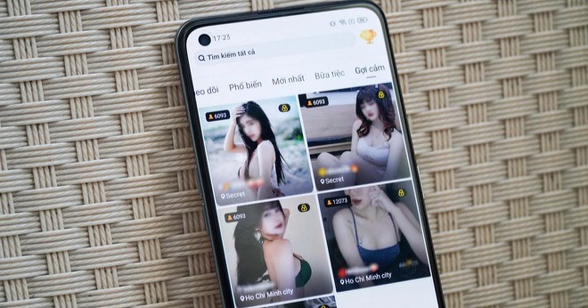Ứng dụng livestream khiêu dâm tràn lan tại Việt Nam