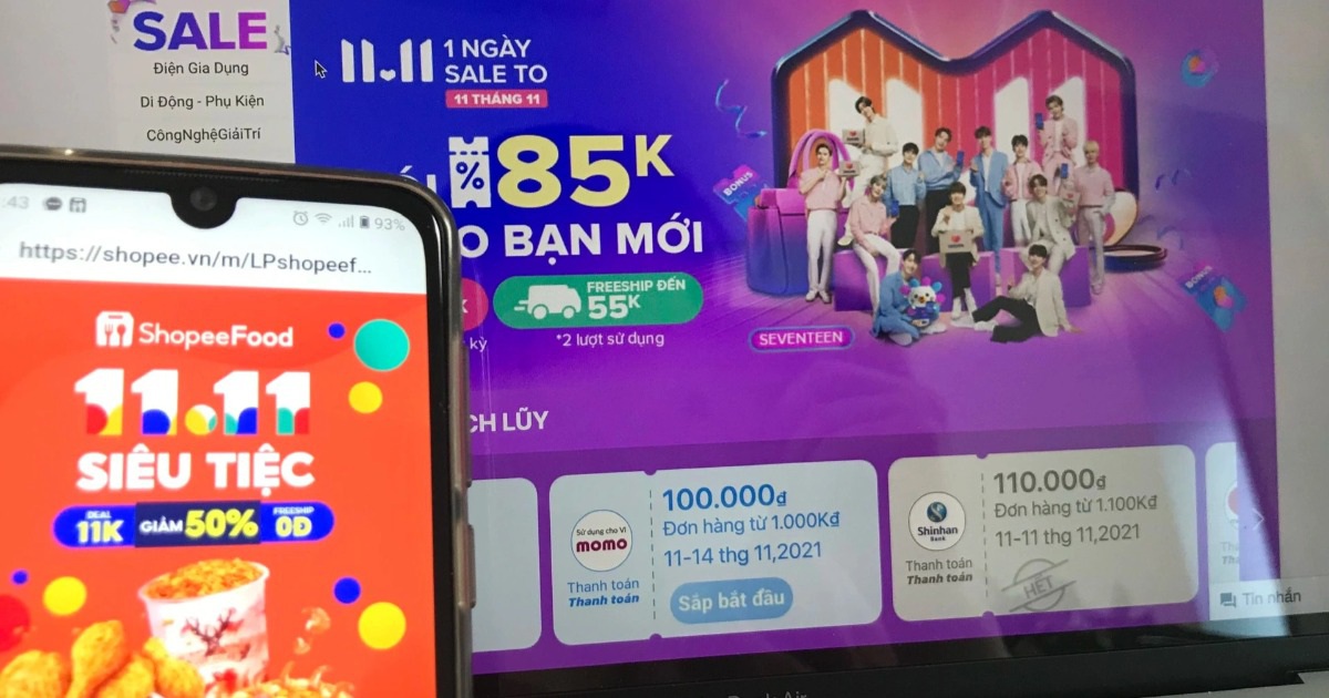 Những chú 'gà' lạc vào bẫy giảm giá với hiệu ứng 'nỗi sợ bị bỏ rơi'