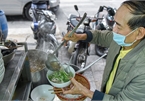 Quán phở lạ ở Hà Nội: 40 năm tuyệt đối không dùng chanh, quất