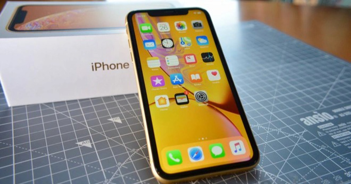 iPhone XR biến mất trên các kệ hàng chính hãng tại Việt Nam