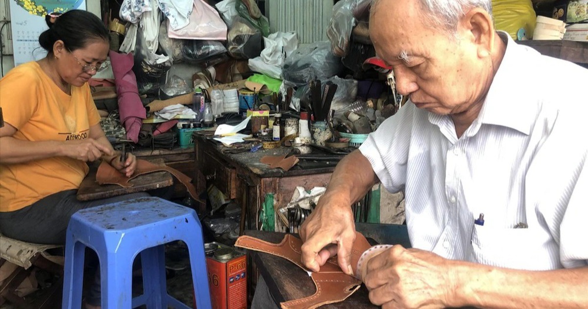 Lão nghệ nhân và tuyệt đỉnh giày độc bản