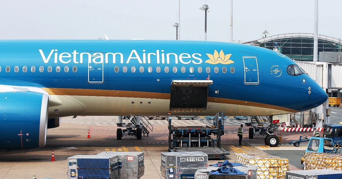 Lỗ đậm, Vietnam Airlines vẫn chi 42 tỷ đồng khen thưởng nhân viên