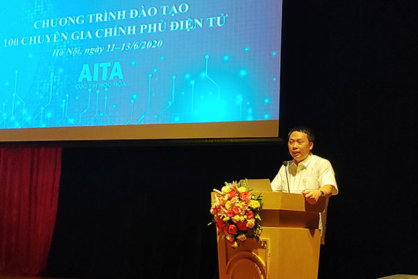 Đào tạo 100 hạt nhân triển khai Chính phủ điện tử tại bộ, ngành, địa phương
