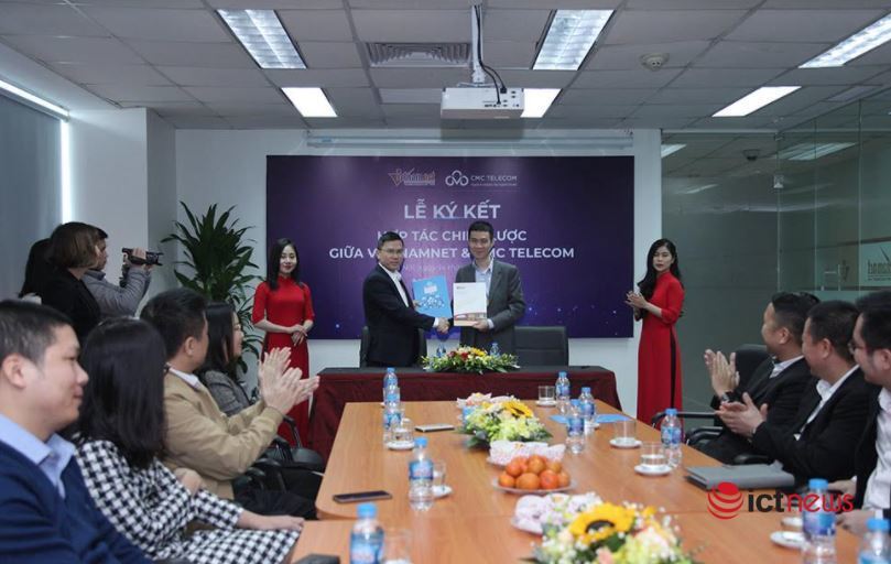 Báo VietNamNet hợp tác chiến lược với CMC Telecom về chuyển đổi số