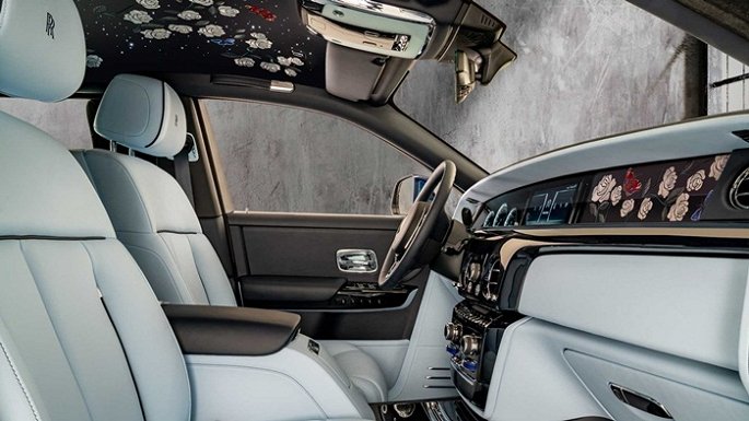 Sieu doc dao Rolls-Royce Phantom phien ban '999 doa hong' hinh anh 7