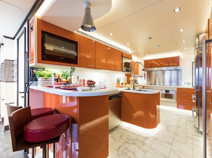 Tan muc sieu du thuyen dat vang 720 ty dong phuc vu dai gia hinh anh 6