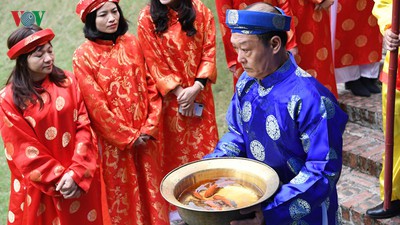 Thang Long relic site hosts re-enactments of traditional Tet rituals