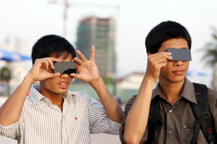 rare annular solar eclipse visible in hanoi, danang, hung yen hinh 10