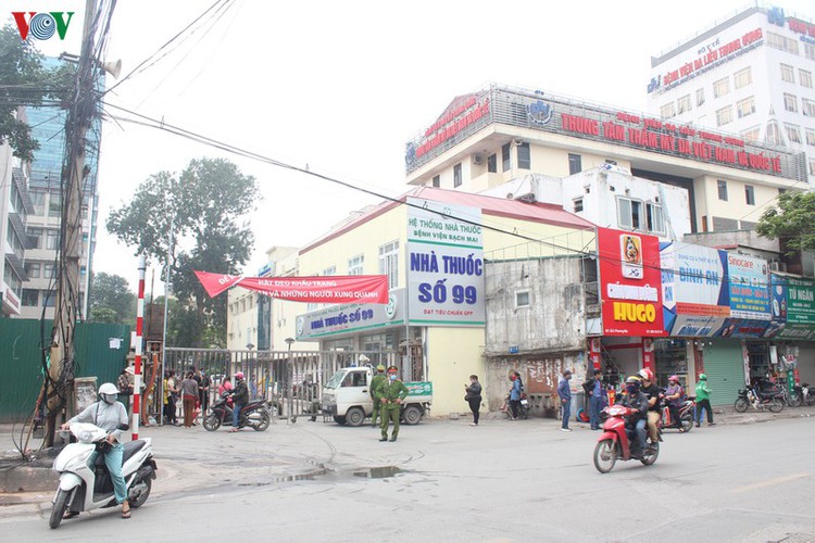 hanoi hospital under scrutiny after covid-19 infection hinh 9