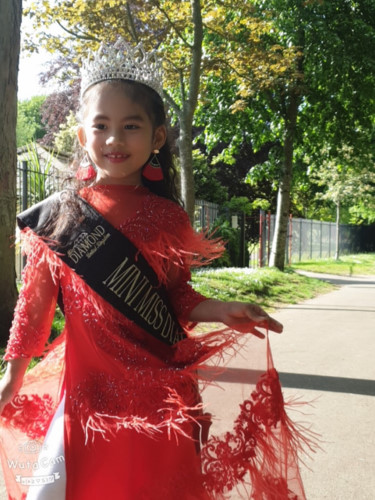 elsa thien long crowned mini miss diamond vietnam hinh 4