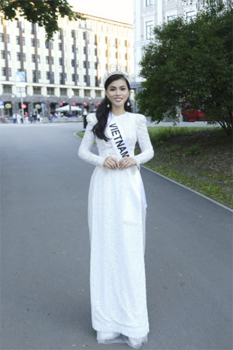 quynh nhu awarded first runner-up title in miss & mrs top of the world hinh 4