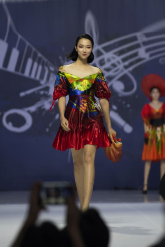 designer hoai nam represents vietnam at asean week 2019 hinh 2