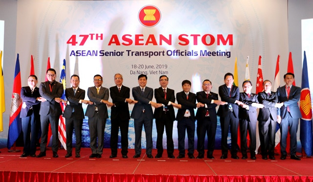 asean senior transport officials meeting opens in danang hinh 1