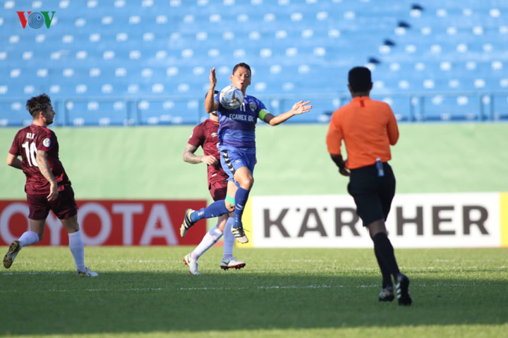 binh duong victorious in afc cup’s asean zonal semi-final first leg hinh 4