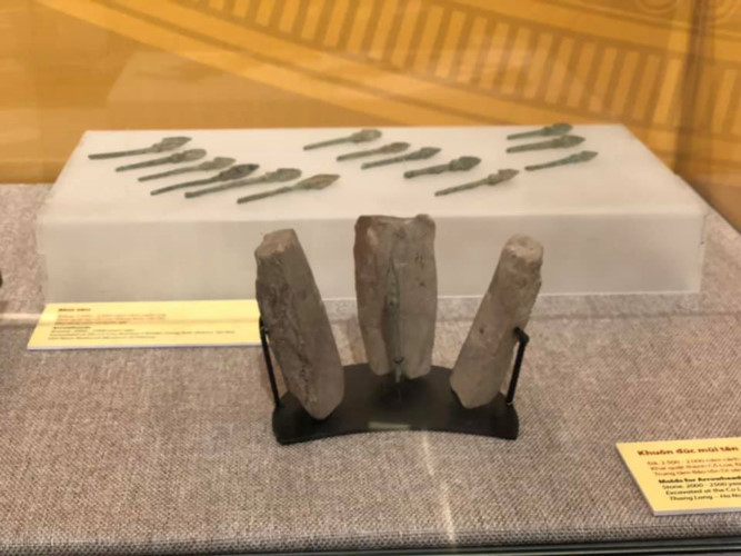 artifacts take guests on historic journey at hanoi exhibition hinh 3