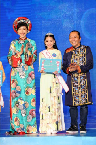 bao nguyen wins little miss ao dai vietnam 2019 crown hinh 4