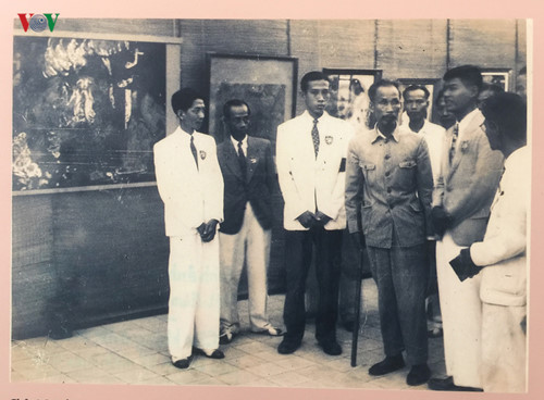 photo exhibition celebrates anniversary of hanoi’s recognition as city for peace hinh 12