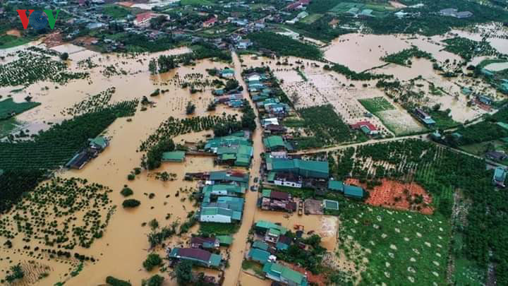 central highlands region suffers worst flooding in a decade hinh 5