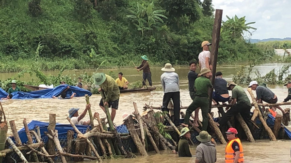 broken dyke threatens thousands of lives in dak lak province hinh 2