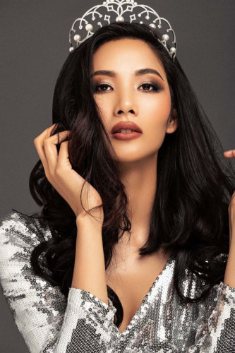 hoang thuy listed on several global beauty rankings ahead of miss universe 2019 hinh 7