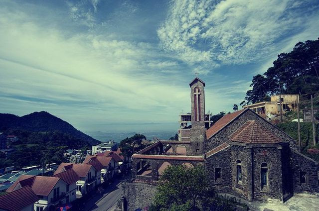 top places close to hanoi to celebrate the national day holiday hinh 6