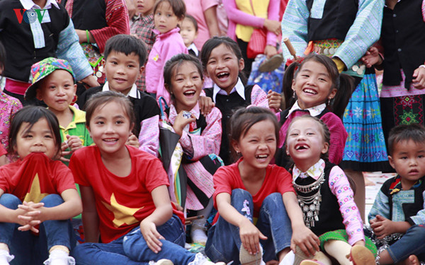 ethnic children in mountainous region celebrate mid-autumn festival early hinh 13