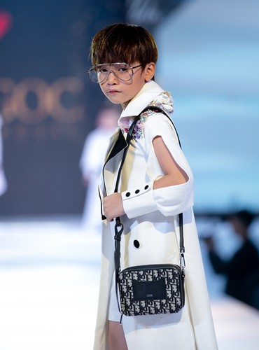 designer dac ngoc debuts collection during bangkok kids fashion show hinh 8