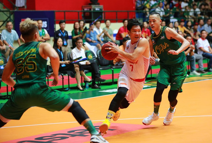 saigon heat wins first ever vba league trophy hinh 1