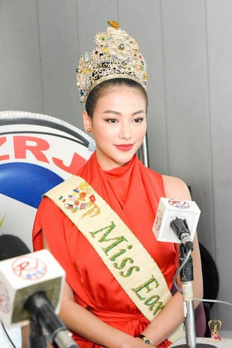 miss earth 2018 phuong khanh launches #meandmytree campaign hinh 3