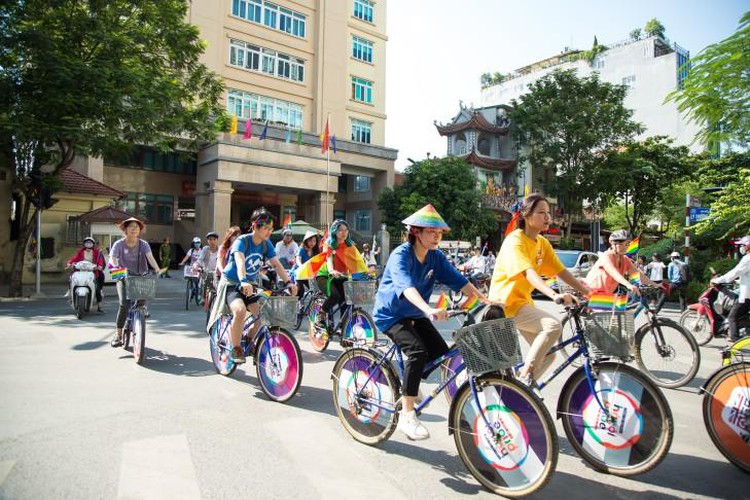 lively hanoi pride festival 2019 welcomes 5,000 participants hinh 1