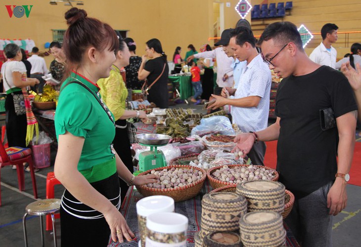 unmissable delicacies of yen bai province hinh 1