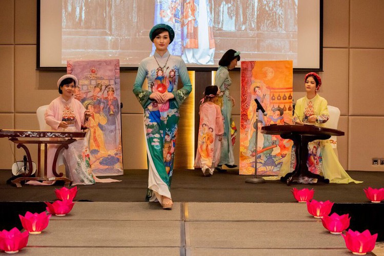 ngoc han unveils new ao dai collection in saudi arabia hinh 6