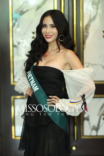 hoang hanh takes part in swimsuit segment of miss earth 2019 hinh 10