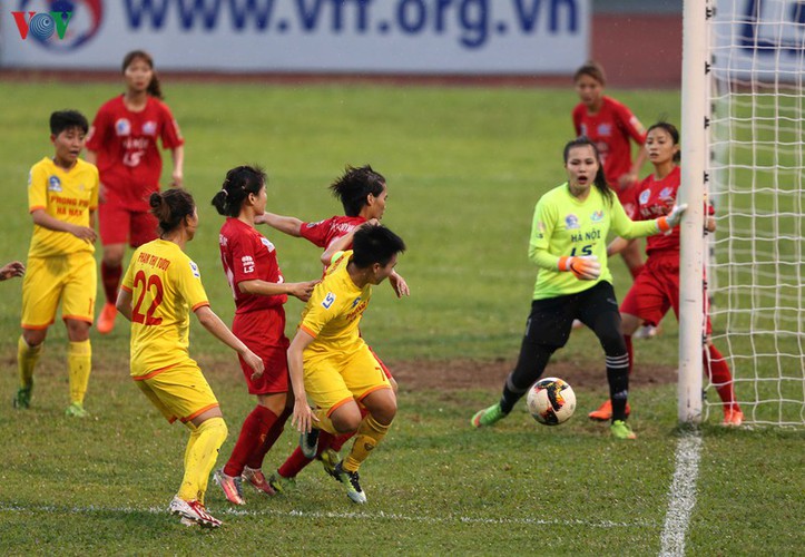 hcm city 1 fc lifts vietnam women’s football championship trophy hinh 3
