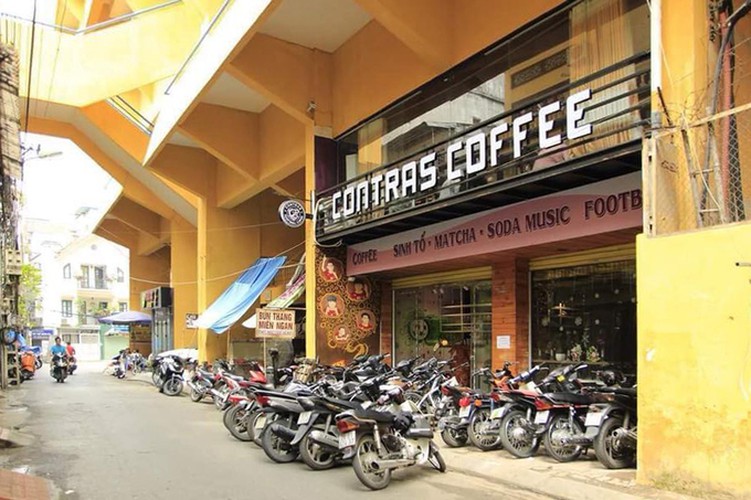 four famous coffee shops located in hanoi perfect for football fans hinh 5