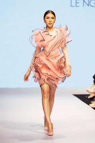 miss universe vietnam contestants shine in