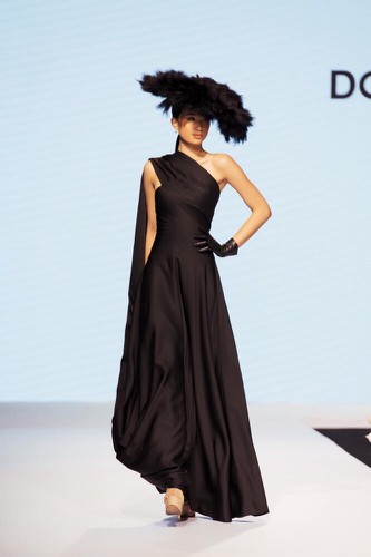 miss universe vietnam contestants shine in