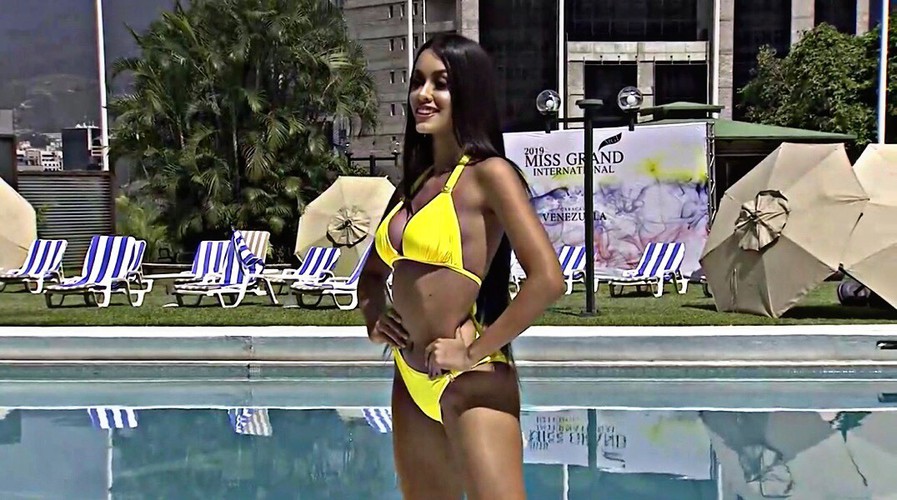 miss grand international contestants shine during swimsuit segment hinh 9