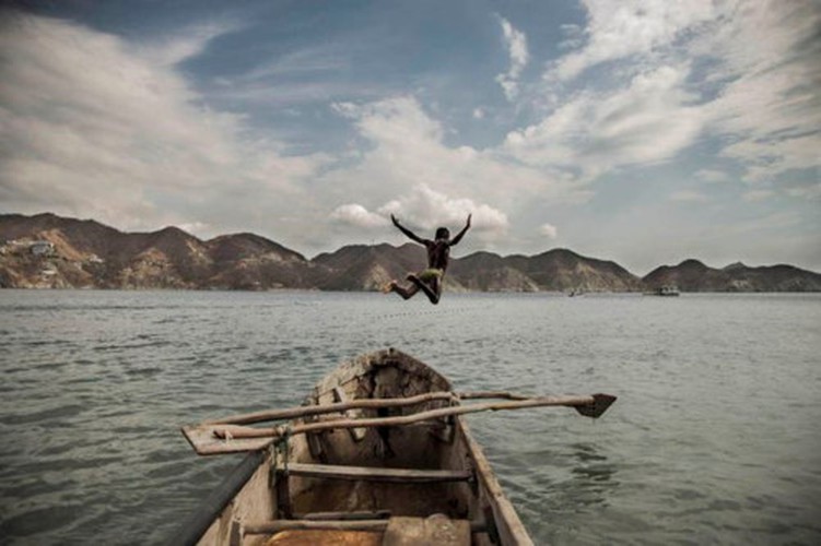 photo captured in vietnam named in top 10 of independent photographer award hinh 3