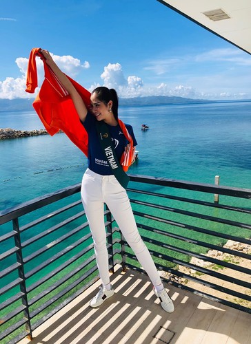 hoang hanh receives gold medal in miss earth’s resort wear segment hinh 8