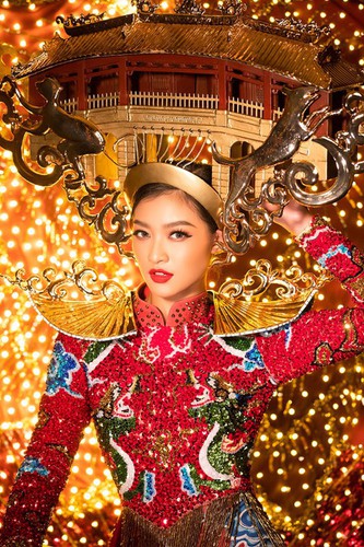 kieu loan unveils national costume ahead of miss grand international show hinh 1