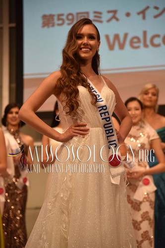 miss international contestants attend welcome party hinh 10