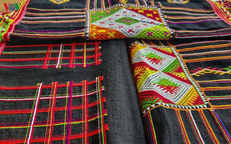 pieu scarf in thai ethnic people’ life hinh 11