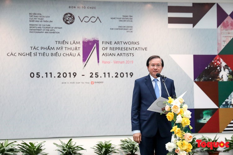 fine artworks from asian artists go on show in hanoi hinh 2