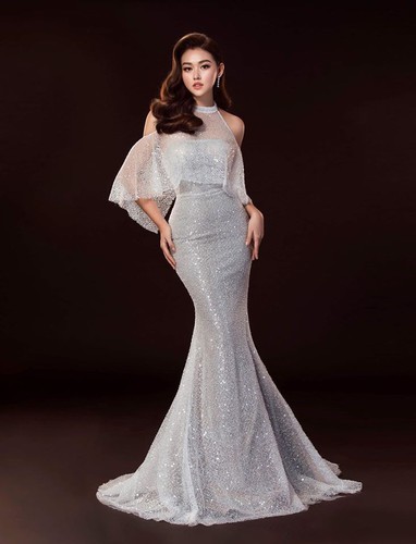 tuong san shines during glam shot segment at miss international pageant hinh 2