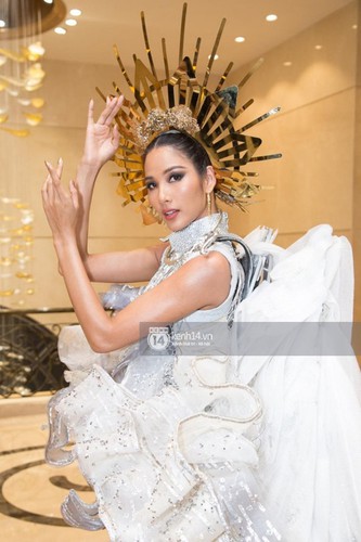 hoang thuy announces national costume choice for miss universe 2019 hinh 8