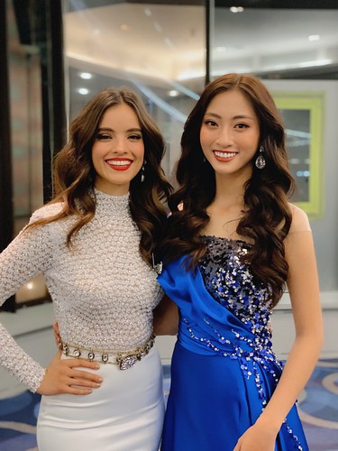 thuy linh among top 40 finalists during top model segment of miss world 2019 hinh 2