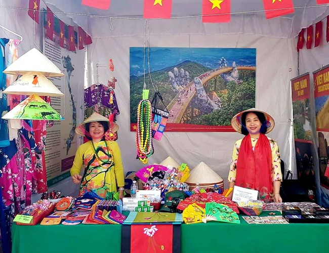 vietnamese embassy joins in second oriental festival in mexico hinh 1