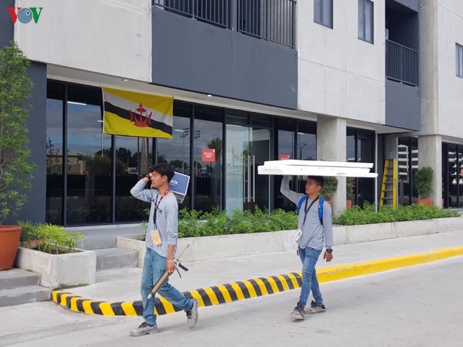 inside view of the athletes’ village ahead of the opening ceremony of the sea games 30 hinh 6