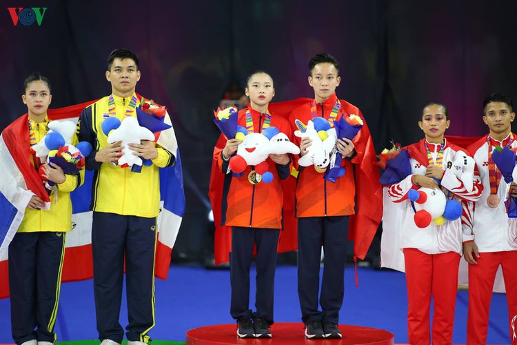 vietnamese athletes win 70 gold medals during ongoing sea games 30 hinh 10